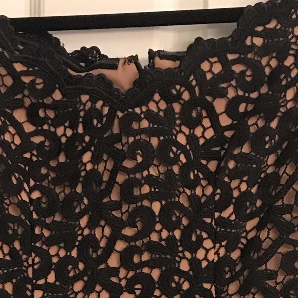 Dress - Picture 3 of 3